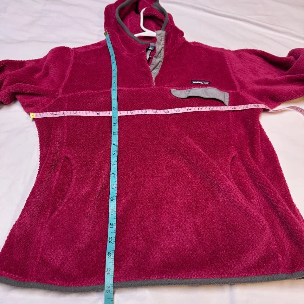 Patagonia cozy berry
